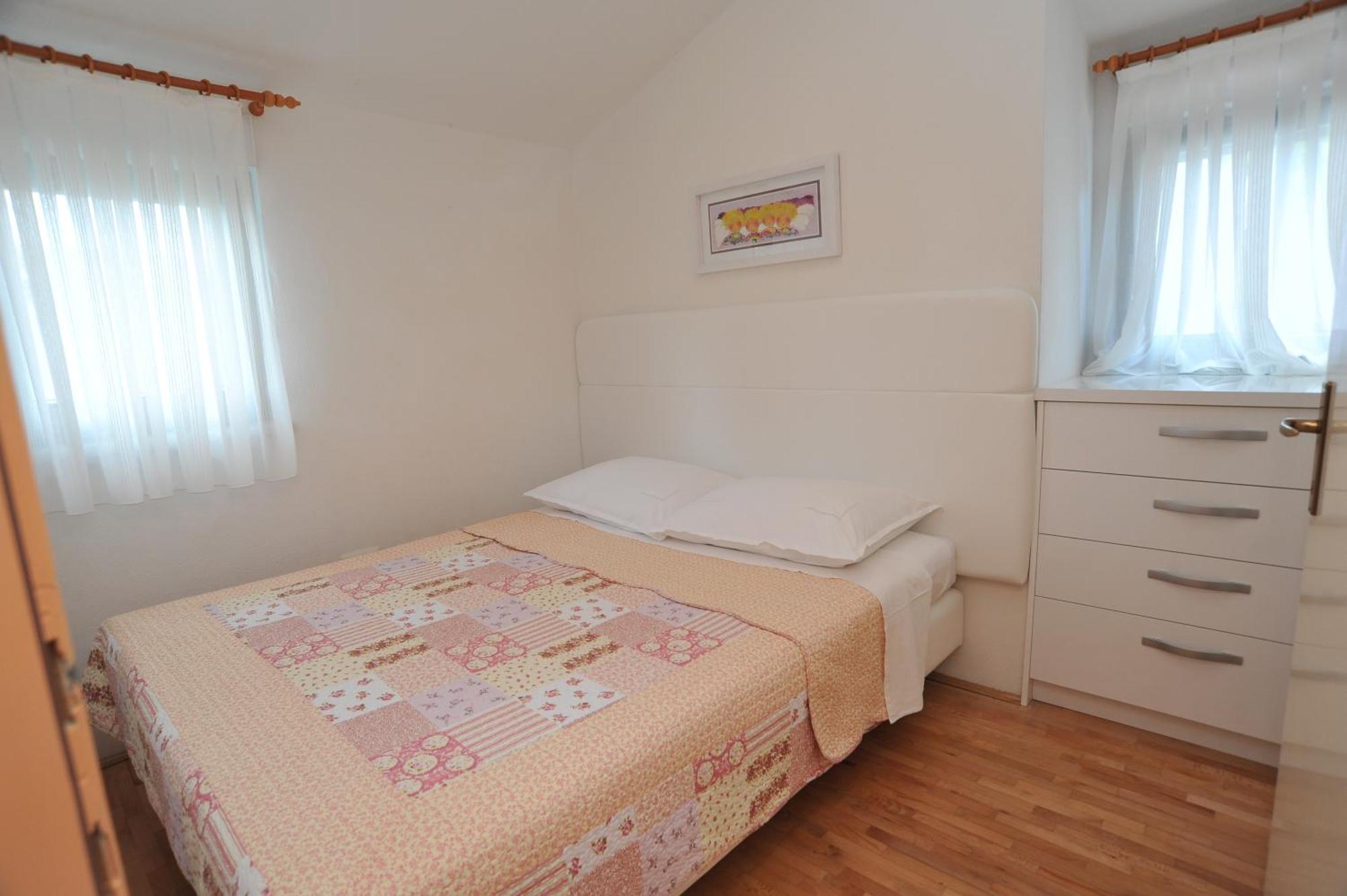 Apartments Villa Eden Preko Cameră foto